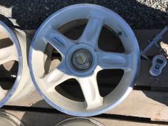 RAYS VOLK RACING. 8.0x17, 4x114.30, 5x114.30, ET35, ЦО 73,0 мм.