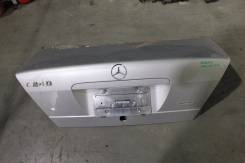 Крышка багажника. Mercedes-Benz C-Class
