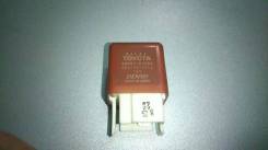 Реле фар. Toyota: Cynos, RAV4, Century, Granvia, IS300, Dyna, Coaster, Lite Ace, T.U.V, Corona, Highlander, Crown, Avensis, Chaser, Corsa, Corolla Lev...
