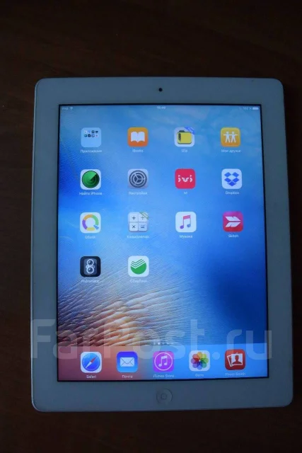 Apple iPad 3 Wi-Fi 16Gb ����