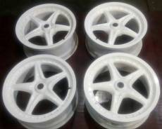 Bridgestone. 8.0x17, 4x100.00