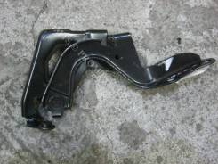 Крепление капота. Toyota RAV4, ASA44L, ALA49L, ZSA42L, ASA42, ASA44, ZSA44L