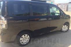 Toyota Voxy. автомат, 4wd, 2.0 (140 л.с.), бензин