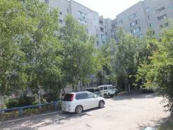 2-комнатная, улица Ленинградская 19. Центр Ленинградской , частное лицо, 45 кв. м. Вид из окна днём