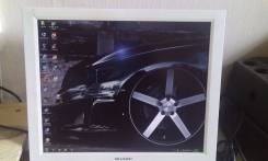 Sharp. 18" (46 см), технология LCD (ЖК)