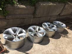 BMW. 9.5/10.5x20, 5x120.00, ET40/30