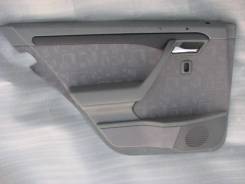 Обшивка двери. Mercedes-Benz C-Class, W202