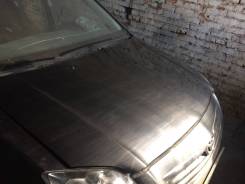 Капот. Toyota Avensis