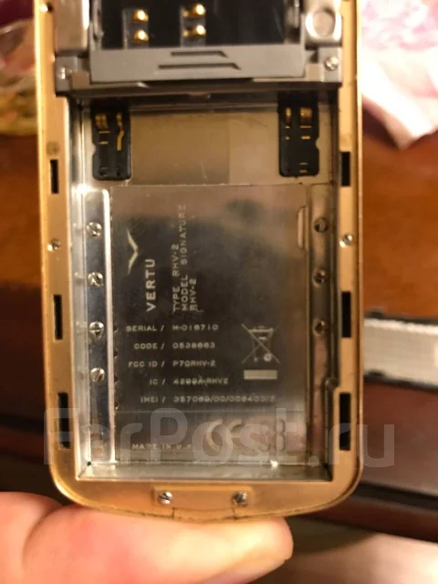Vertu Signature. �/� ����