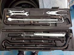Ящик. Lexus LX570, SUV, URJ201, URJ201W Toyota Land Cruiser, UZJ200W, J200, GRJ200, URJ200, URJ202, UZJ200, VDJ200, URJ202W, SUV, URJ201, URJ201W Двиг...