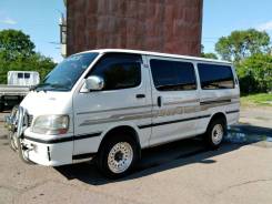 Toyota Hiace. автомат, 4wd, 3.0 (130 л.с.), дизель, 220 тыс. км