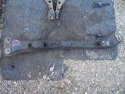 Втулка лонжерона. Mitsubishi RVR, N13W, N11W Mitsubishi Chariot, N34W, N33W, N38W Двигатель 4G63