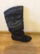 Сапоги. 37