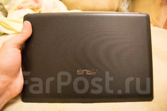 Asus Eee PC X101CH. 10.1", 1,6����, ��� 1024 ��, ���� 320���, WiFi: 1, Bluetooth: 1, ����������� �� 5��. ����