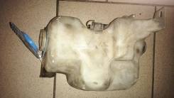 Бачок стеклоомывателя. Volkswagen Bora, 1J2, 1J6 Volkswagen Golf, 1J1, 1J5 Skoda Octavia, 1U2, 1U5 Audi S3, 8L1 Audi A3, 8L1 Двигатели: AEG, AEH, AEK...