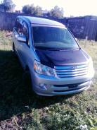 Toyota Noah. AZR65, 1AZ
