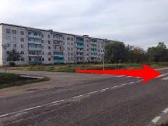 Продам участок вдоль шоссе в Яковлевском районе в Арсеньеве. 1 500 кв. м., аренда, электричество, от агентства недвижимости (посредник)