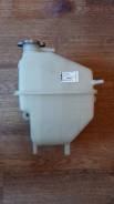 Расширительный бачок. Mitsubishi Delica Space Gear, PD4W, PF8W, PD5V, PD6W, PC5W, PF6W, PB4W, PC4W, PA3V, PA4W, PB5W, PD8W, PA5W, PB5V, PB6W, PE8W, PA...