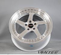 Rotiform. 8.5x19", 5x114.30, ET35, ЦО 73,1 мм. Под заказ