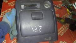 Бардачок. Honda Stepwgn, RF1, RF2, RH1, RH2 Honda S-MX, RH1, RH2 Двигатель B20B