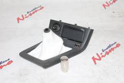 Кожух ручки переключения трансмиссии. Nissan Skyline, ER33, ENR33, HR33, BCNR33, ECR33