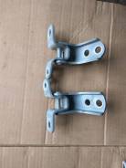 Крепление боковой двери. Toyota: Cresta, RAV4, Land Cruiser, Mark II, Chaser Двигатели: 4SFE, 1JZGTE, 2JZGE, 1GFE, 2LTE, 1JZGE, 3SGE, 3SFE, EM, 1HZ, 1...