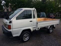 Toyota Town Ace. Продается грузовик , 1 800 куб. см., 1 000 кг.