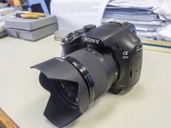 Sony Alpha ILCE-3500. 20 � ����� �� ����