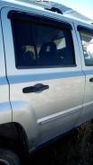 Стекло боковое. Jeep Patriot