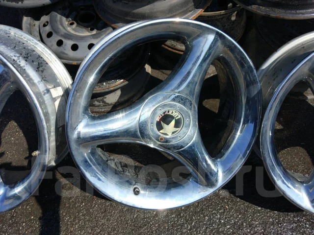 Lucky Star. 7.0x17", 4x114.3, ET36 ����