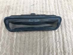 Кнопка открывания багажника. Ford Focus