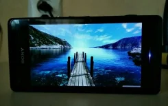 Sony Xperia M. �/�