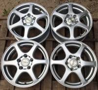 Zephyr. 6.0x15, 5x114.30, ET50, ЦО 67,0 мм.