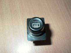 Кнопка включения обогрева. Mitsubishi Montero Sport, K90 Двигатели: 6G72, 6G74