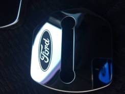 Панель замка багажника. Ford