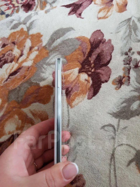 Samsung Galaxy S4. �/� ����