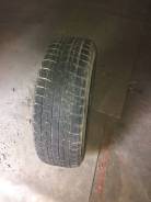 Bridgestone Blizzak Revo1. Всесезонные, износ: 30%, 2 шт