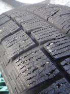 Bridgestone Blizzak Revo GZ. Зимние, 2013 год, износ: 5%, 2 шт