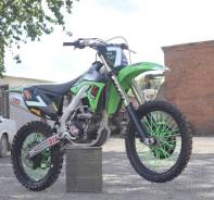 Kawasaki KX 250F. 250 куб. см., исправен, птс, без пробега