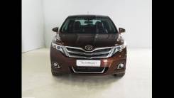 Фара. Toyota Venza