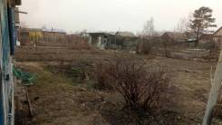 Продаётся деревянный дом в городе Арсеньеве. Улица Декабристов 14, р-н магазин "Русь", площадь дома 35 кв. м., централизованный водопровод, электричес...