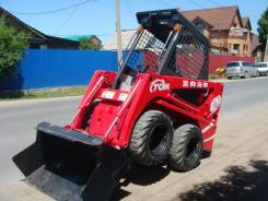 TCM. Японский фронтальный погрузчик Bobcat, 800 куб. см., 400 кг.