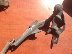 Крепление капота. Toyota Altezza, JCE15, GXE15W, SXE10, GXE10, JCE15W, GXE10W, JCE10, JCE10W, GXE15