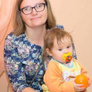 Женщина с ребенком ищет попутчицу с ребенком в муданцзян на учебу