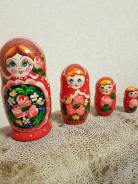 Матрешки.