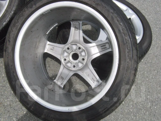 Ferrari. 8.0/10.0x19", 5x114.3 ����