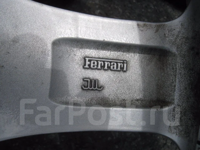 Ferrari. 8.0/10.0x19", 5x114.3 ����