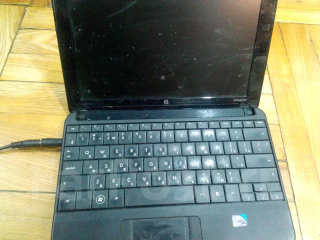 Compaq Mini 110c-1010SA. 9", ���� 20���, WiFi: 1, ����������� �� 2��. ����
