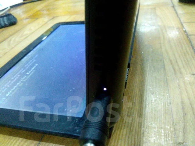 Compaq Mini 110c-1010SA. 9", ���� 20���, WiFi: 1, ����������� �� 2��. ����