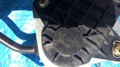 Педаль акселератора. Subaru Legacy B4, BL5, BLE, BL9 Subaru Legacy, BPE, BLE, BP5, BP9, BL5 Subaru Outback, BP9, BPE Двигатели: EJ25, EZ30, EJ20X, EJ2...